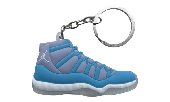 Sneaker Keychain - Jordan 11 'Pantone'