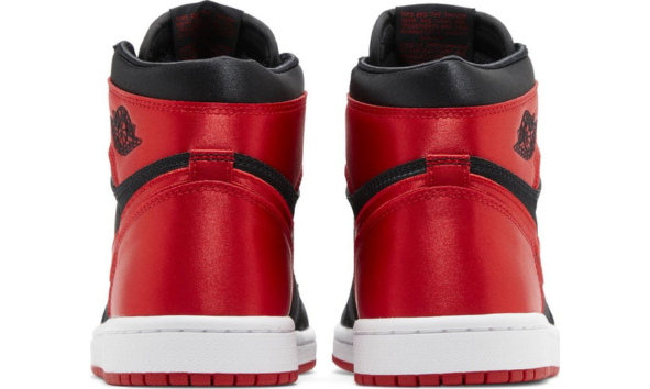 WMNS Nike Air Jordan 1 Retro High OG 'Satin Bred'