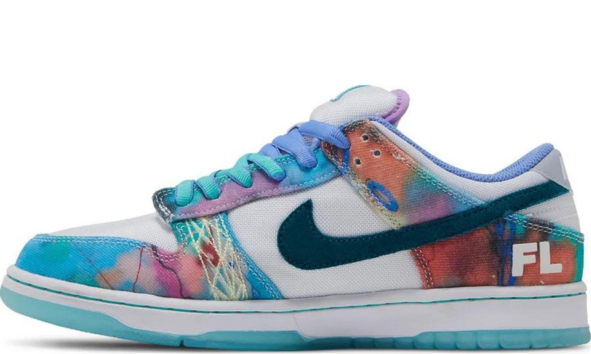 Nike SB Dunk Low x Futura Laboratories 'Bleached Aqua'