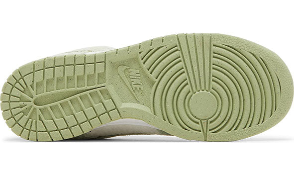 WMNS Nike Dunk Low SE Fleece Pack 'Honeydew'