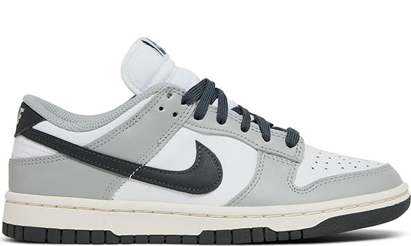 WMNS Nike Dunk Low 'Light Smoke Grey'